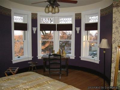 Rosedell Bed And Breakfast Yakima Room photo